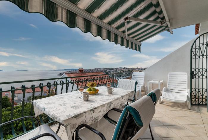 Apartment Mavarstica 16215b