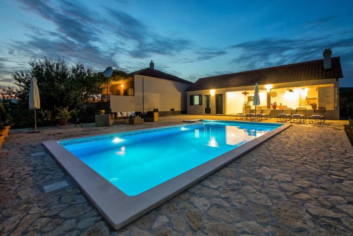 Family friendly house with a swimming pool Ercegovci, Zagora - 17595