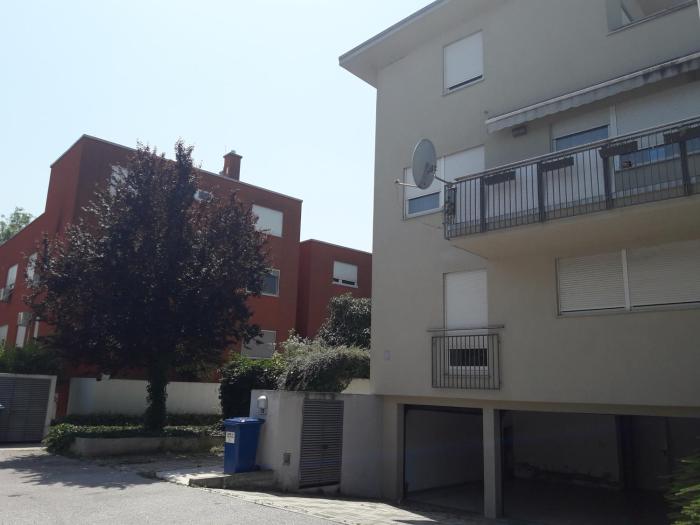 Apartments with parking spaces Sveta Nedelja, Prigorje - 17613