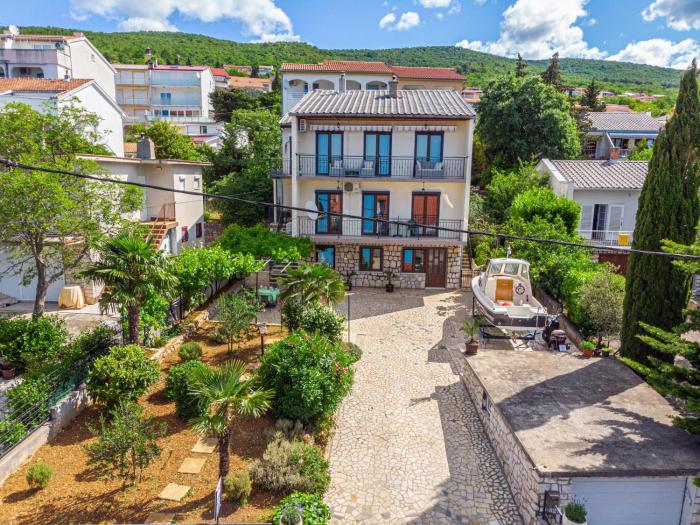 Apartments with parking space Dramalj, Crikvenica - 18262