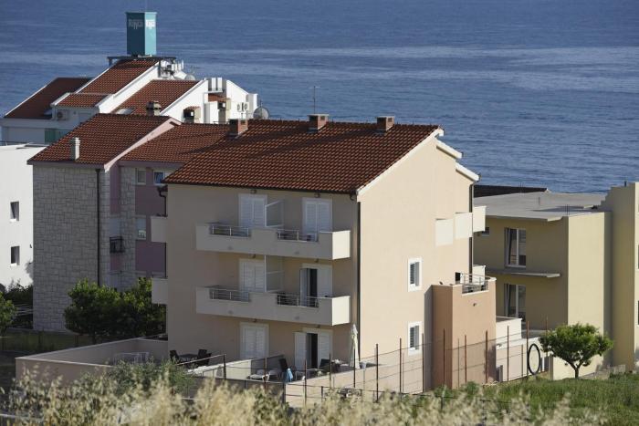 Apartments by the sea Podstrana, Split - 18232