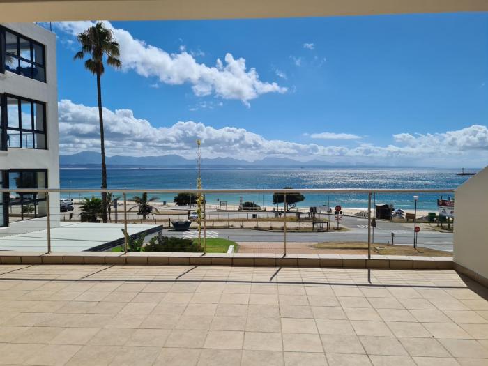 Point Village Accommodation - Santos 57