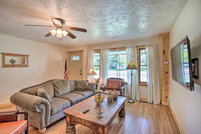 Well-Appointed Fruita Townhome Hike and Bike Nearby