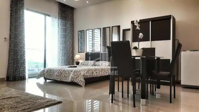 1-2 Guests, HBO-GO TV, Bali-Style Studio in Cybersquare, Cyberjaya by Flexihome-MY