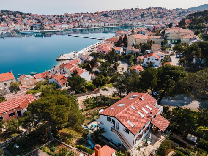 Apartments with a parking space Mali Losinj, Losinj - 19487