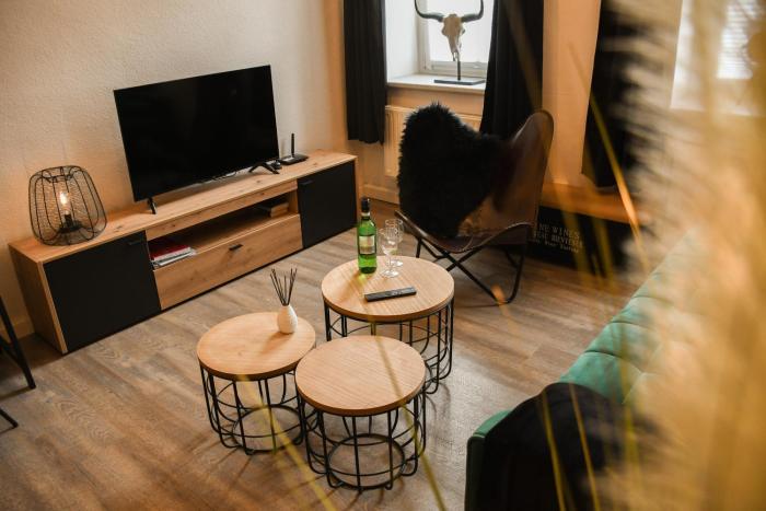 Moderne Ferienwohnung in direkter Nähe zur Uni, Netflix Gratis, WLAN, Waschmaschine, Geschirrspüler, Zentrum,