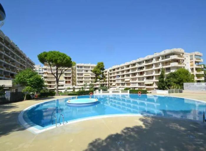 Apartamento residencial en Salou al lado de PortAventura