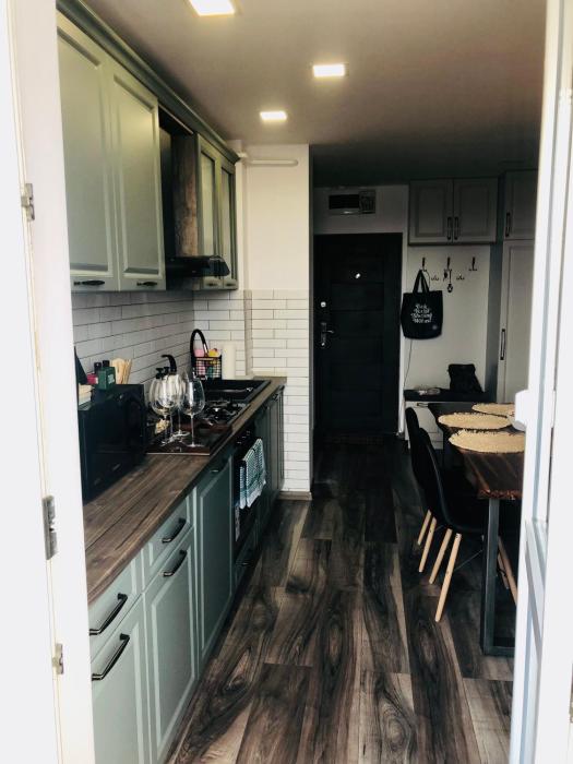 Cityscape Comfort with key lockbox