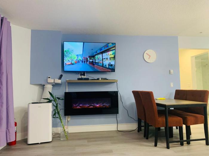 Romantic 1-Bedroom Serviced Apartment Kitchen & AC 143