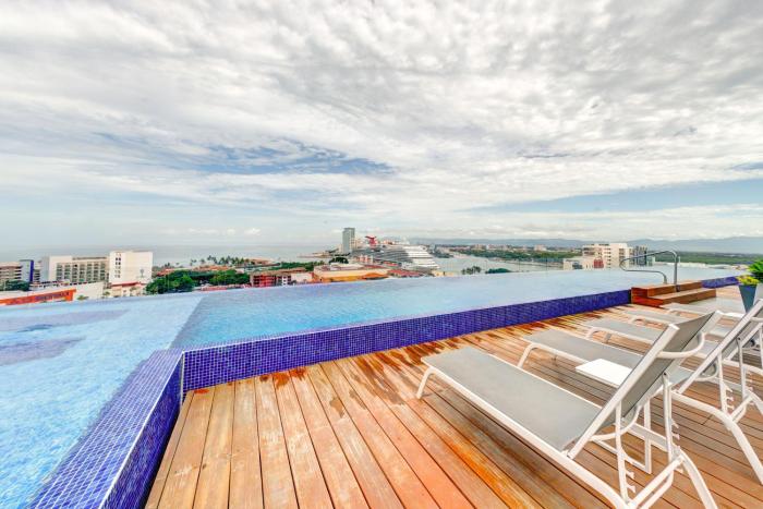 ¡Hermoso Condo con espectacular vista a la bahia!!