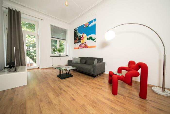 WHITE 60 QM Apartment - Zentral - Balkon - Messe