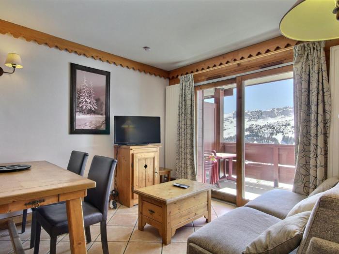 Appart au pied des pistes avec piscine, salle de fitness et WiFi - FR-1-455-222