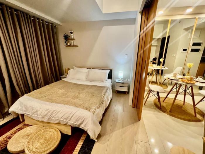 Lovely 1 Bedroom City View in Uptown BGC