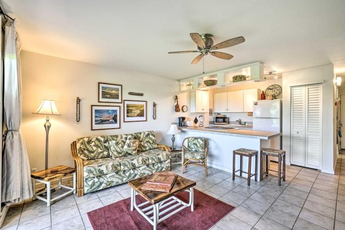 Kaunakakai Escape Heated Pool and Beach Access