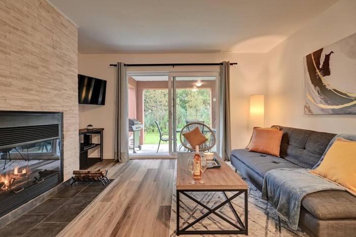 *Nouveauté* Foyer au bois, Plage, Montagne et +