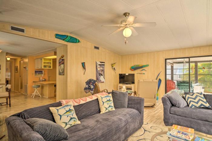 On-Site Canal Access St James City Home