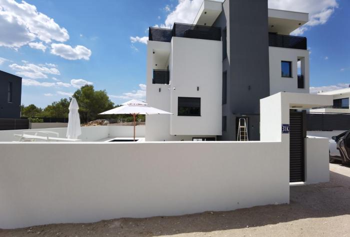 Villa Emperor Exchange