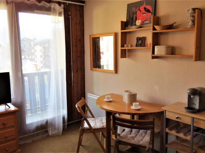 Studio 4 pers au pied des pistes avec animaux et parking - FR-1-815-83