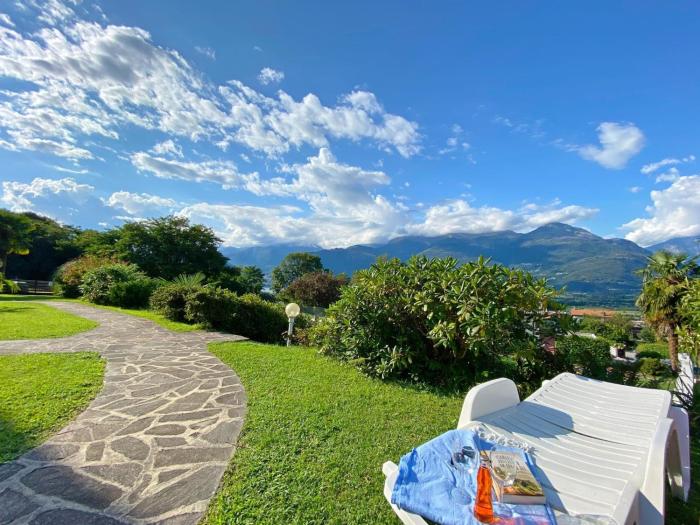 Bellavista B Garten-Appartement mit Pool