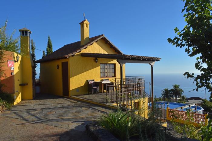 Villa Las Flores - Piscina privada - Private pool - by Rural La Palma