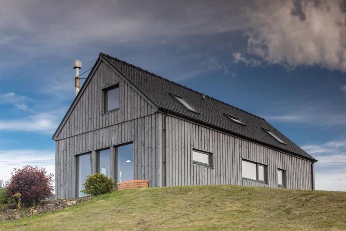 Cuillrigh - Luxury house, loch & mountain views