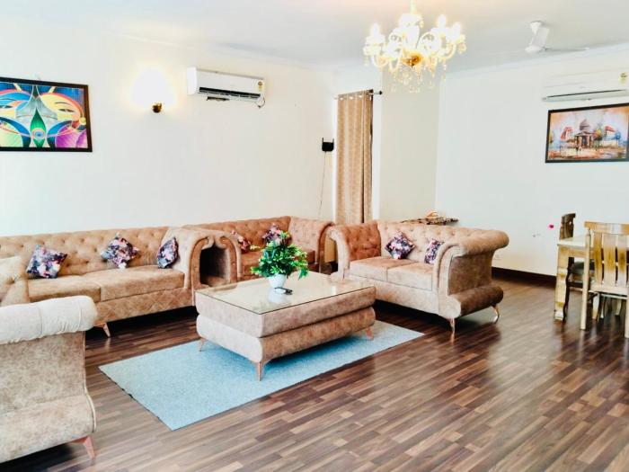 Fortune Home Service Apartment 2Bhk,E28 Saket 2A