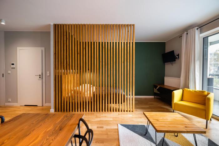 Żoliborz Lemon Apartment by BookingHost