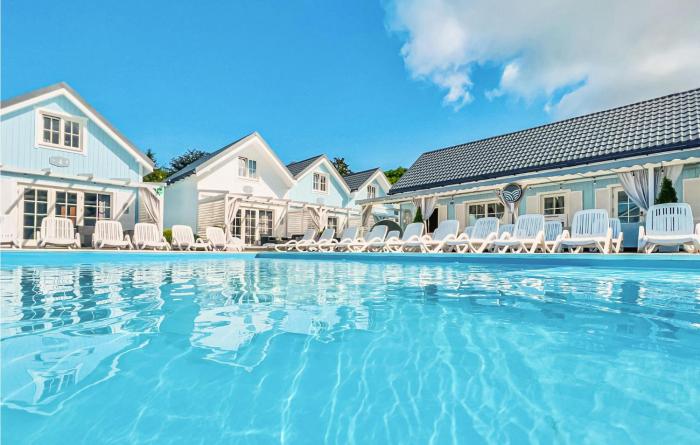 2 Bedroom Awesome Home In Mielno