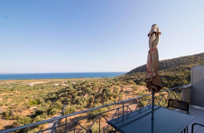 Valtaki Holiday Home