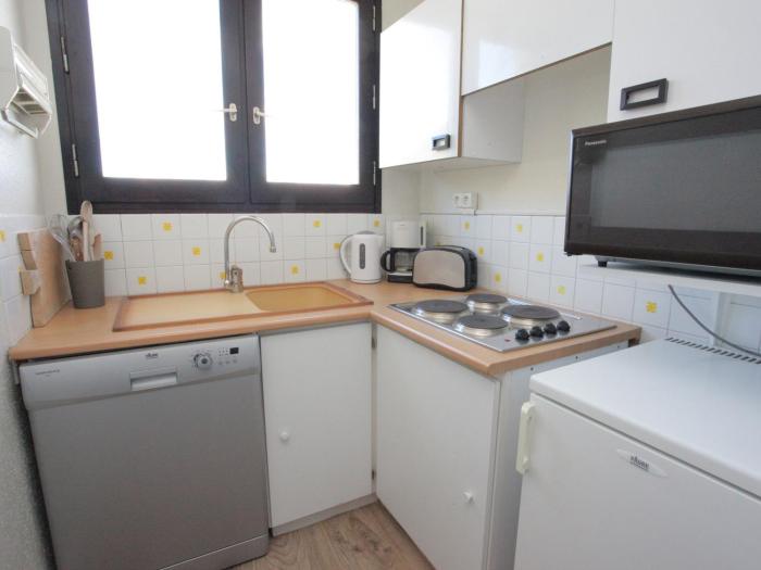 Appartement rénové pour 6 pers., en centre station, proche pistes - FR-1-416-105