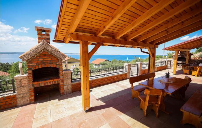 Stunning apartment in Starigrad with 1 Bedrooms and WiFi