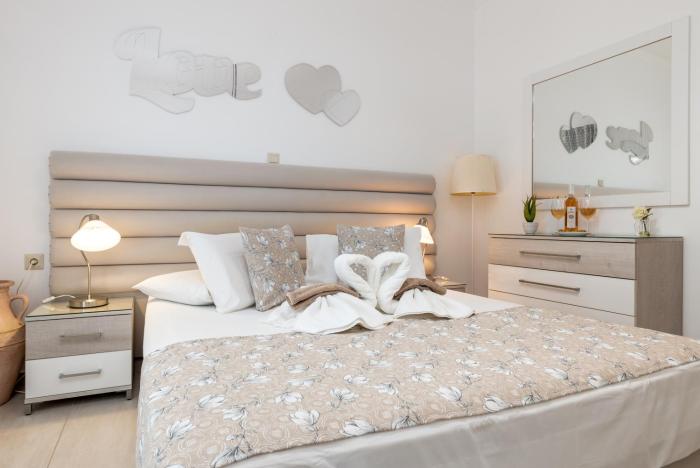 Panos Luxury Studios