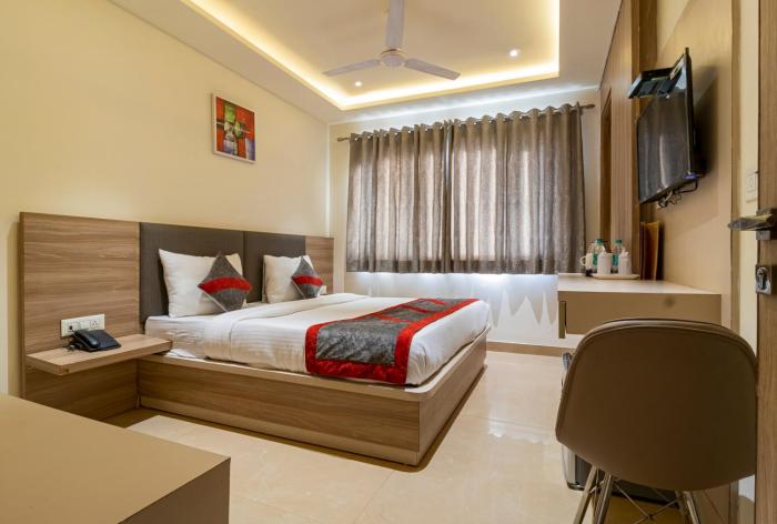 Hotel Tripple Tree - Near Ganga Ram & BLK Hospital - Karol Bagh