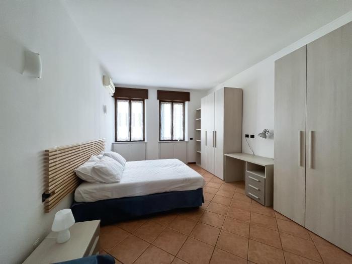 Amply Lit Harmony Home Via Brocchi