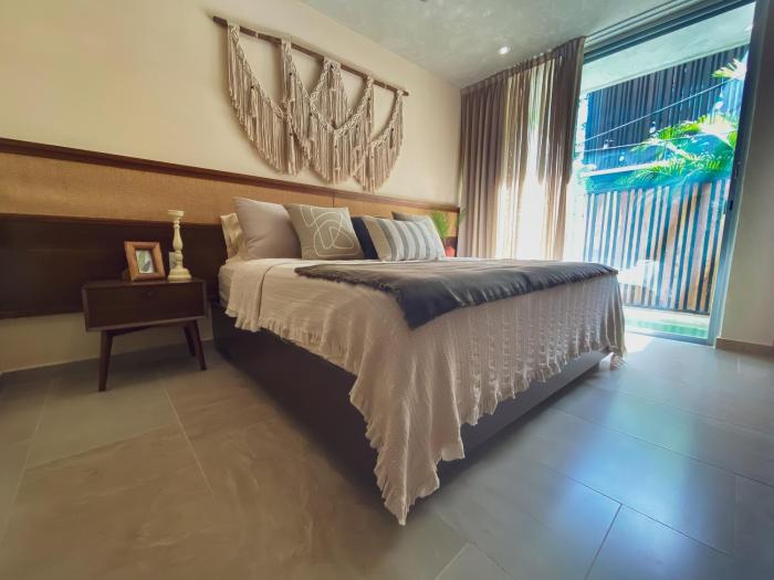 Stylish 2BR Apt Private Pool, Terrace, Fast WiFi Tulum A102