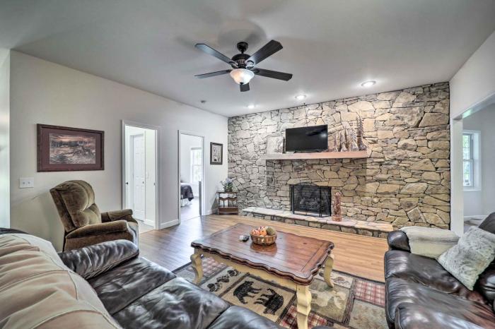 Near Sugar Mtn Resort! Mtn-View Outdoor Basecamp