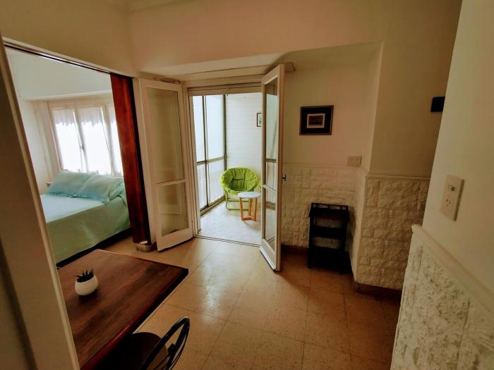 Plaza Colón consulte a 100 metros del mar