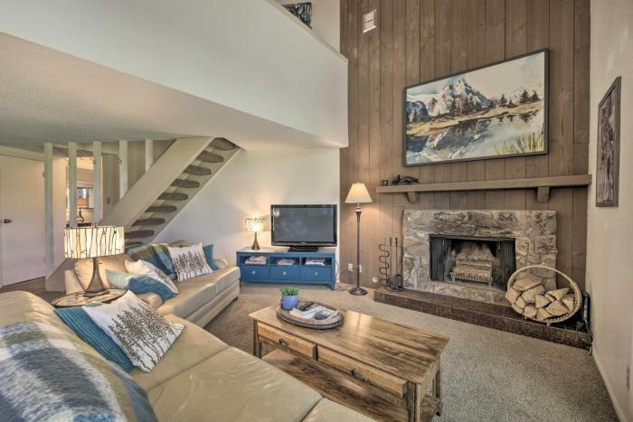 Pagosa Springs Condo Near Springs and Trails!