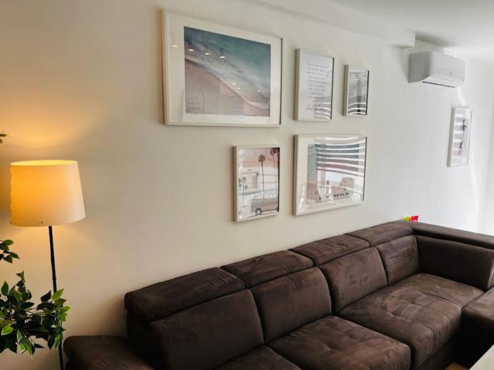 Sliema 2BR & Parking, Beach Promenade Walks