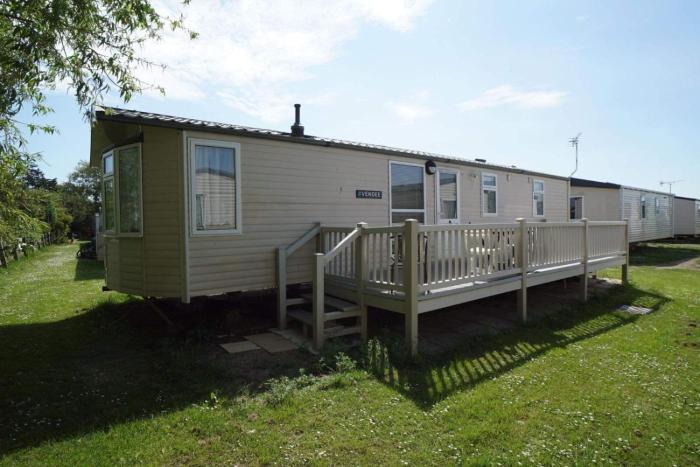 2 bedroom caravan at heacham beach with decking