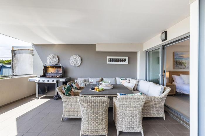 Footprints 1, 6-10 Market Street - Surfside Apartments