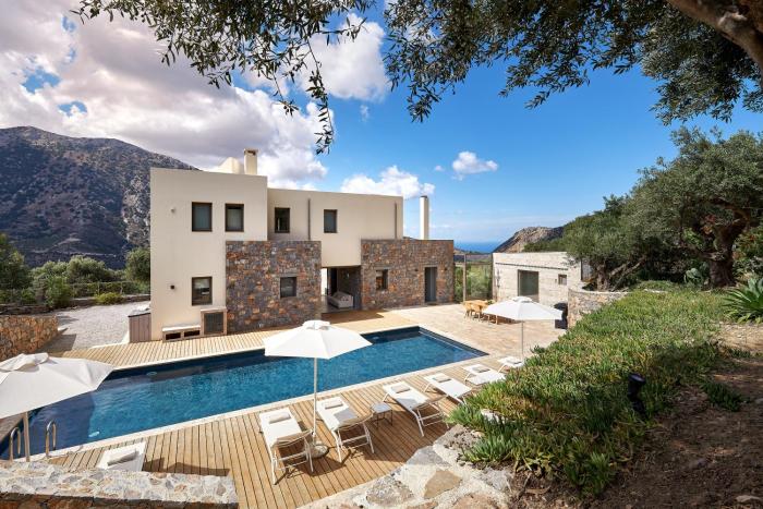 Villa Adagio with Private Eco-Friendly Heated Pool