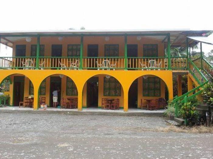 Cabinas Manzanillo Caribe