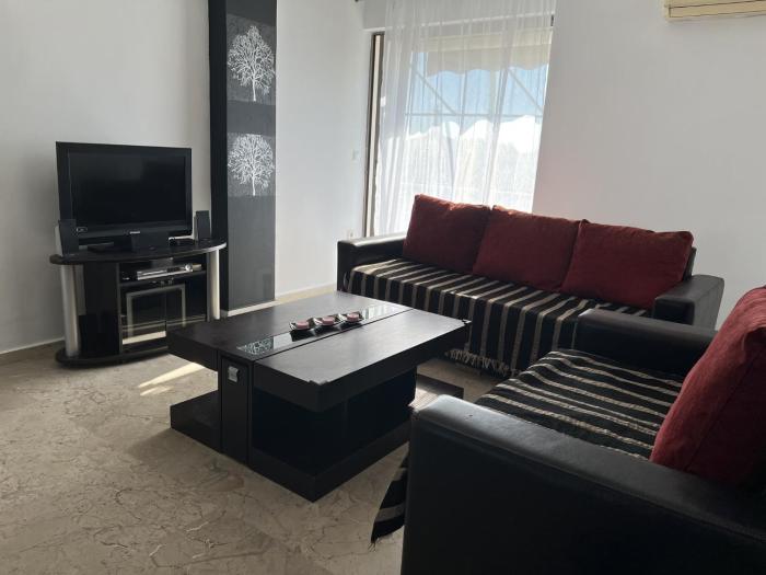 Kali - Thea Spacious 2 BR Penthouse, City View