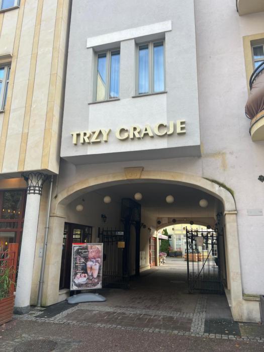 Trzy Gracje - Monte Cassino by OneApartments