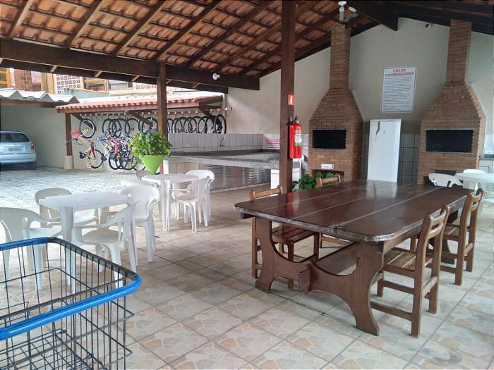 Apartamento Espaçoso Perto da Praia