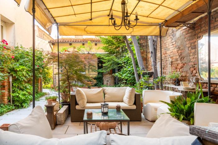 Al Campanile Madonna dellOrto