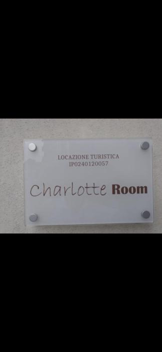 Charlotte room