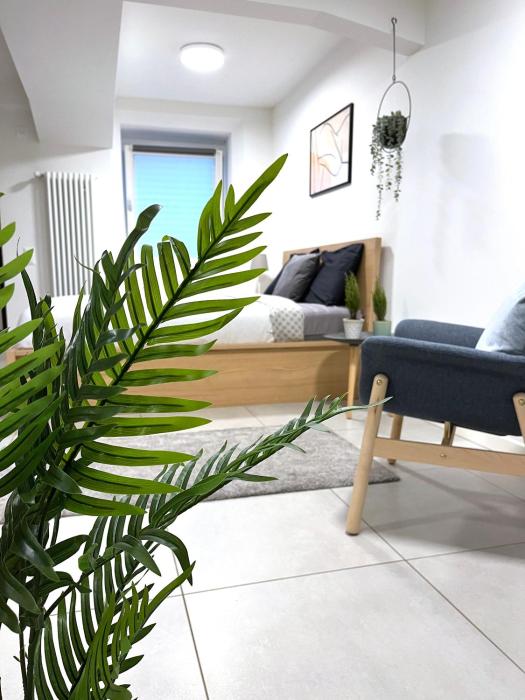 The Hidden Studio; Comfy & close to the Lake