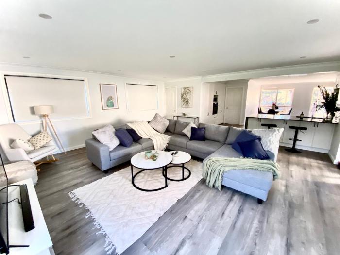 Relaxing 3 bedroom house with 2 bathrooms.